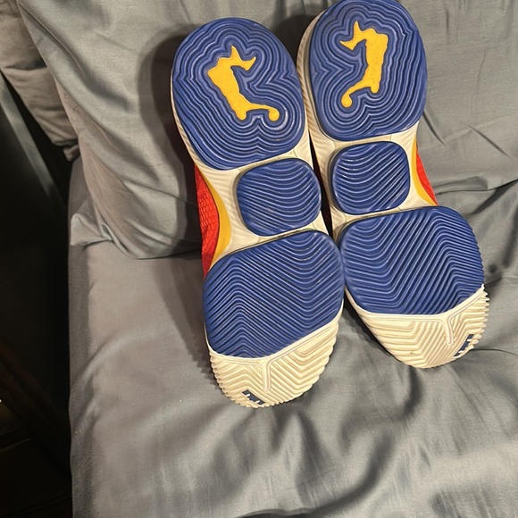 King James red - Picture 5 of 7